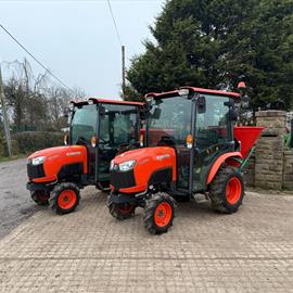 2018/68 Kubota B2231 23HP 4WD Compact Tractor With New/Unused Wessex FS360 Spreader