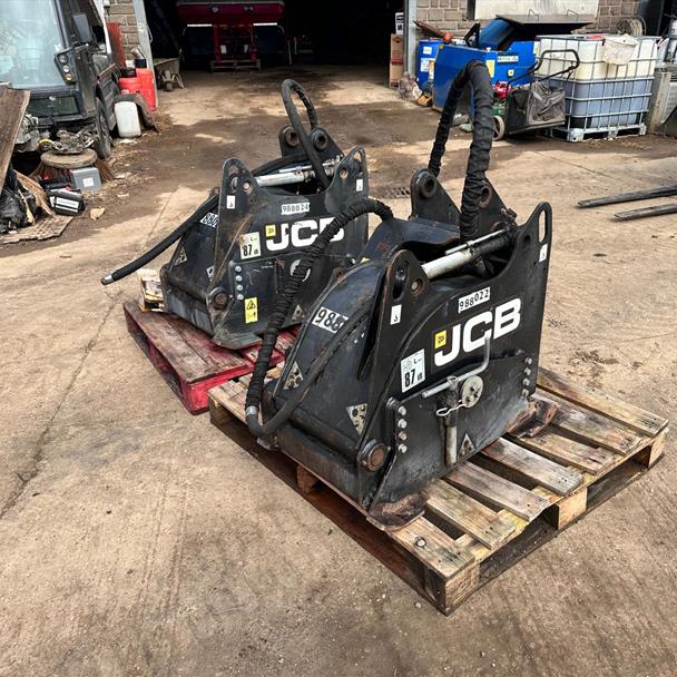 2018 JCB 3CX/4CX Backhoe Loader Tarmac Patch Planer
