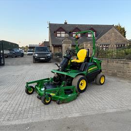 2018 John Deere 1550 Terraincut 4WD Outfront Ride On Mower With John Deere 60" Rotary Deck