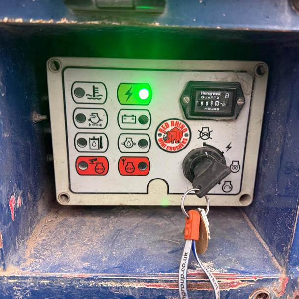 2018 Red Rhino 5000 Diesel Remote Controlled Tracked Crusher