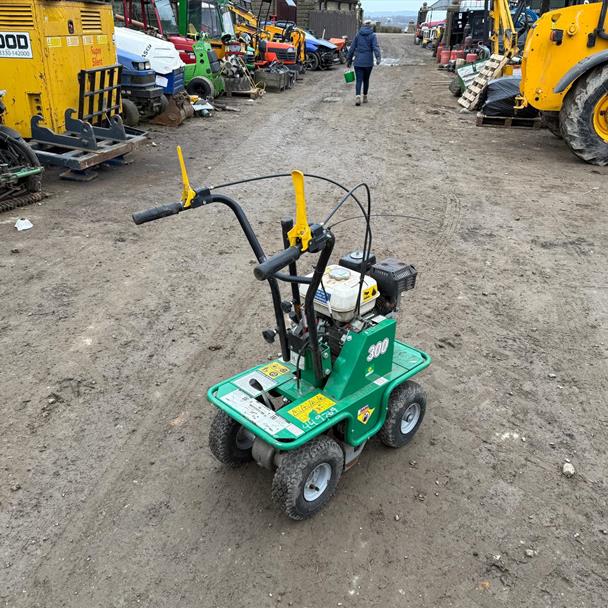 2019 Active AC300 Turf Cutter