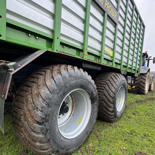 2019 Pronar T400 14.5 Ton Walking Floor Trailer