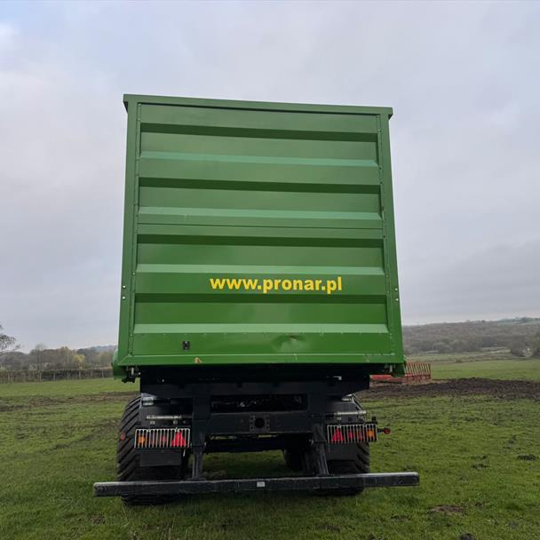 2019 Pronar T400 14.5 Ton Walking Floor Trailer