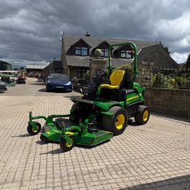 2020 John Deere 1580 Terriancut 4WD Outfront Ride On Mower With John Deere Fastback commercial 62 Rotary Deck