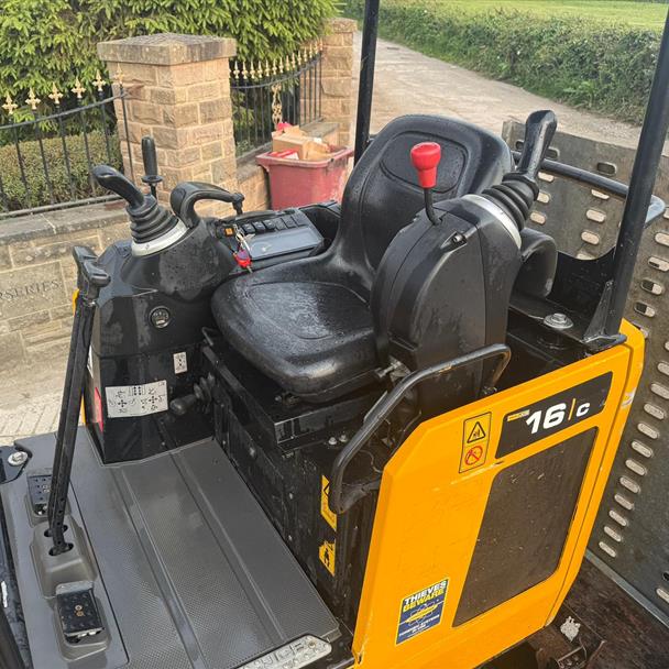 2021 JCB 16C-1 T3 Mini Excavator Bundle With Trailer And Breaker!