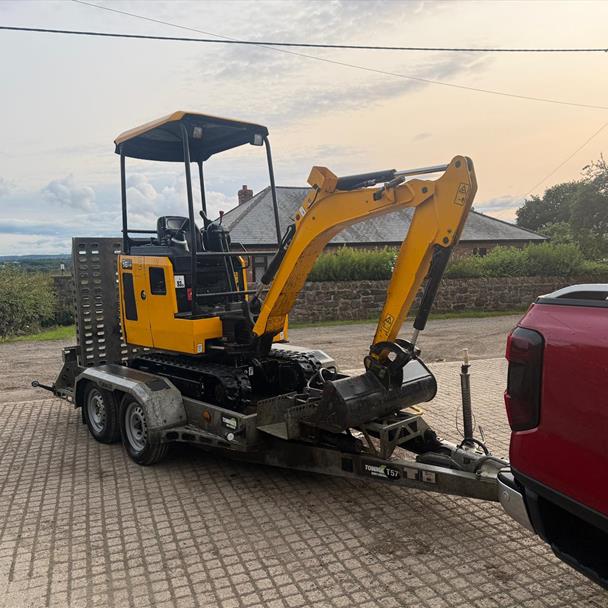 2021 JCB 16C-1 T3 Mini Excavator Bundle With Trailer And Breaker!