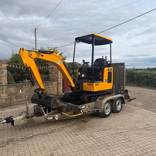 2021 JCB 16C-1 T3 Mini Excavator Bundle With Trailer And Breaker!