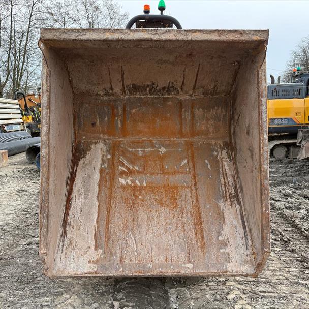 2021 JCB 3T-2 Straight Skip
