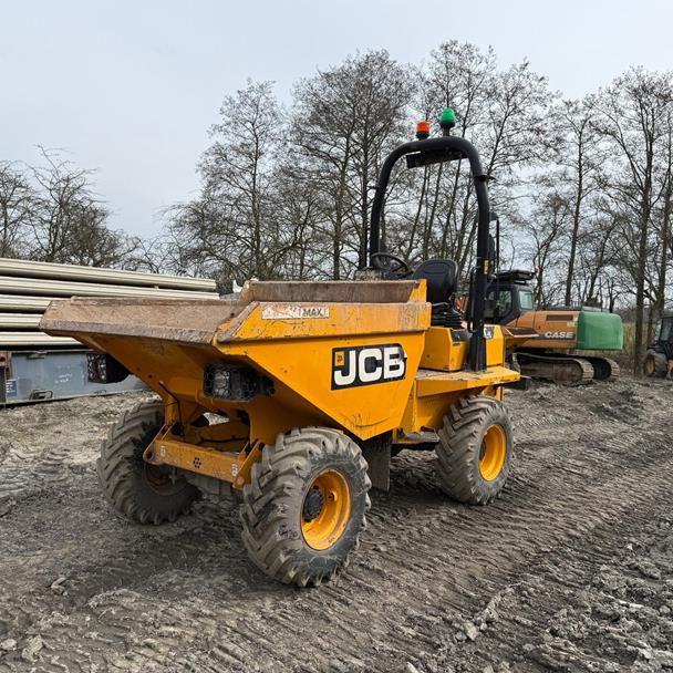 2021 JCB 3T-2 Straight Skip