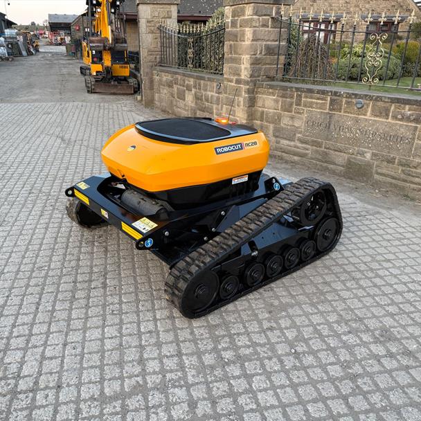 2021 Mcconell Robocut RC28 Remote Controlled Bank/Slope Mower