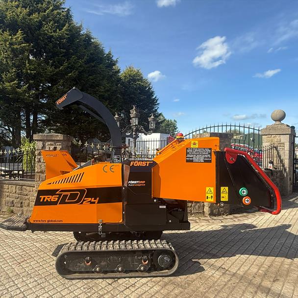 2022 Forst TR6D24 6" Diesel Tracked Wood Chipper
