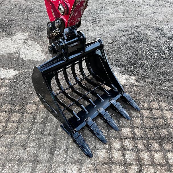 2023 Yanmar SV15VT Mini Excavator With New Haner 600MM Riddle Bucket
