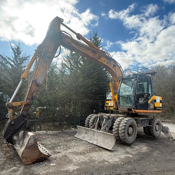 55 REG JCB JS130W Wheeled Excavator With Blade And Jack Legs