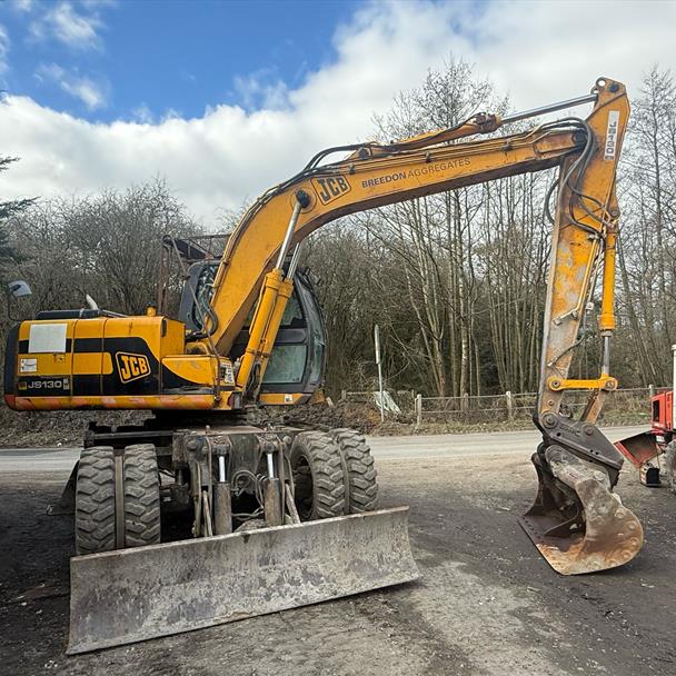 55 REG JCB JS130W Wheeled Excavator With Blade And Jack Legs