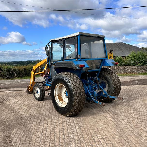Ford 4110 54HP Tractor With Bomford Loader