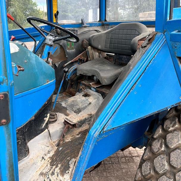 Ford 4110 54HP Tractor With Bomford Loader