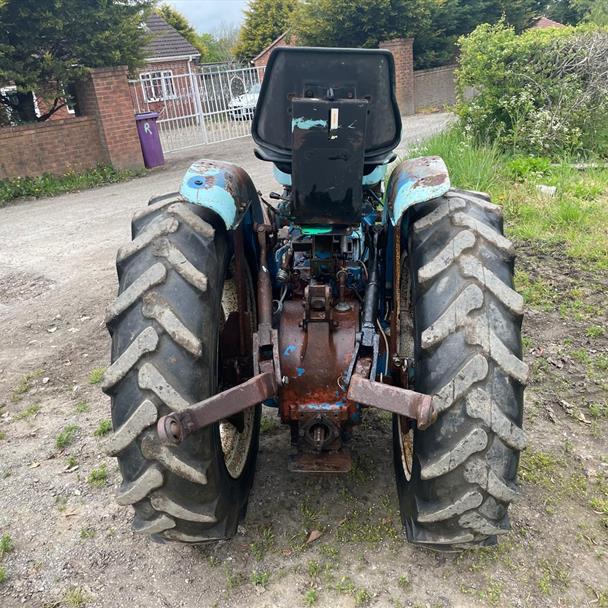 Ford 3000 Super Dextra Vineyard Tractor