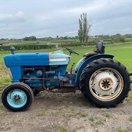 Ford 3000 Super Dextra Vineyard Tractor