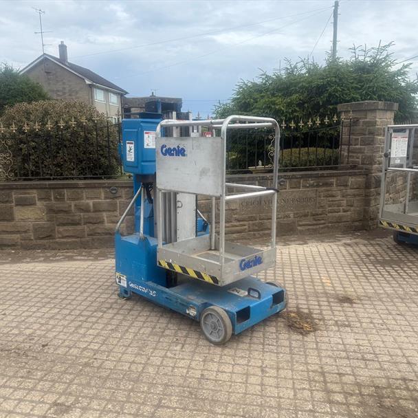 Genie DWPE-15S Electric Scissor Lift