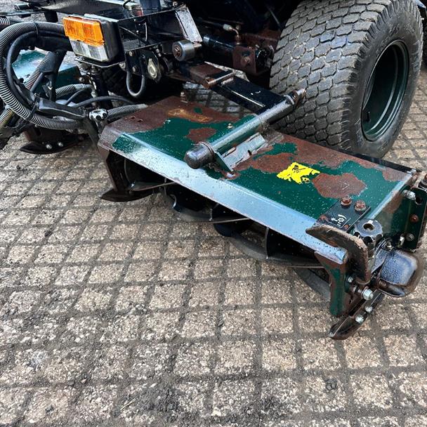 Hayter LT324 4WD Diesel 3 Gang Cylinder Mower