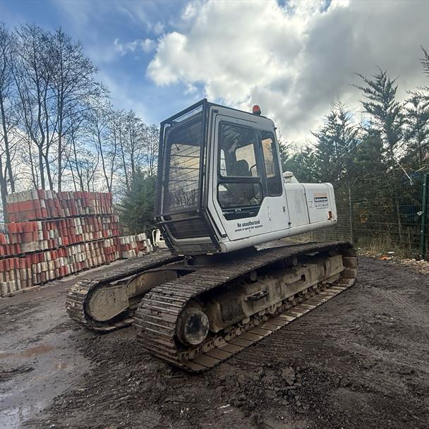 Hitachi FH150-3 Excavator