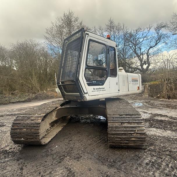 Hitachi FH150-3 Excavator