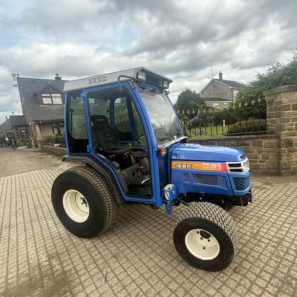 Iseki TH4290F 31HP 4WD Compact Tractor