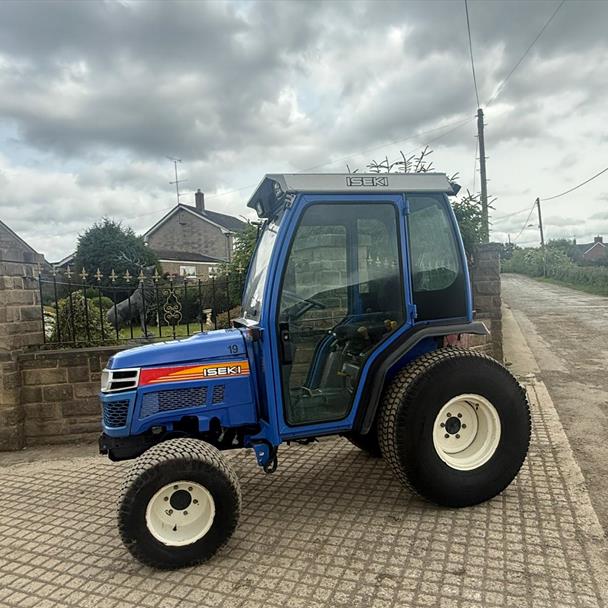 Iseki TH4290F 31HP 4WD Compact Tractor