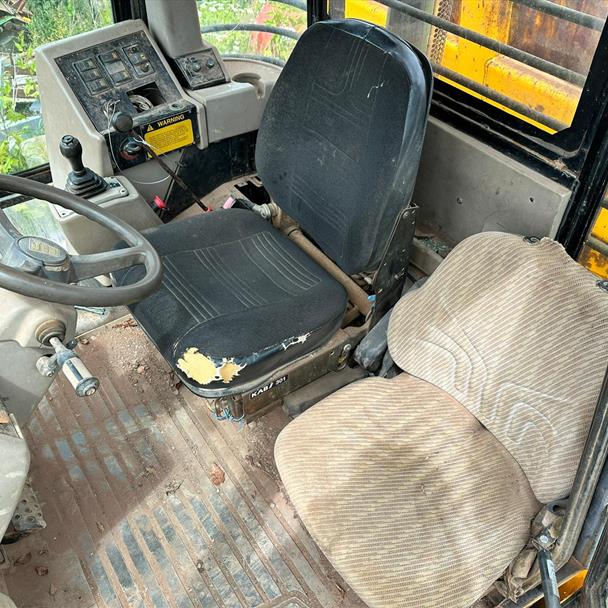 JCB 714 4WD 14 Ton Articulated Dumper