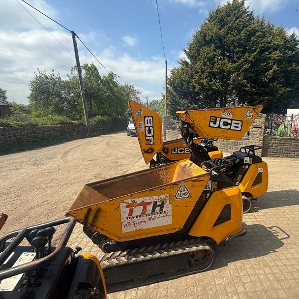 JCB HTD-5 Diesel Tracked Pedestrian High Tip Dumper