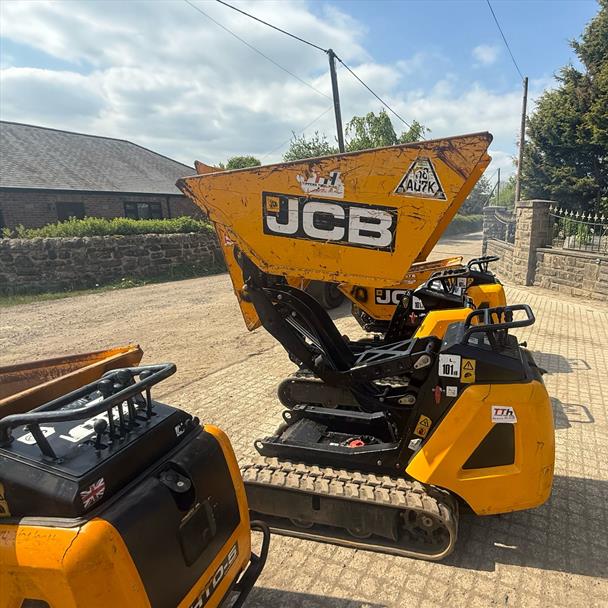 JCB HTD-5 Diesel Tracked Pedestrian High Tip Dumper