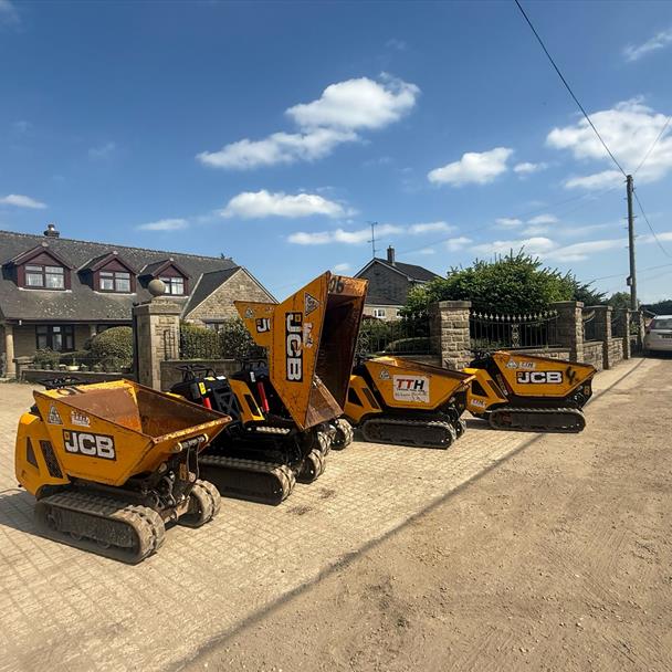 JCB HTD-5 Diesel Tracked Pedestrian High Tip Dumper