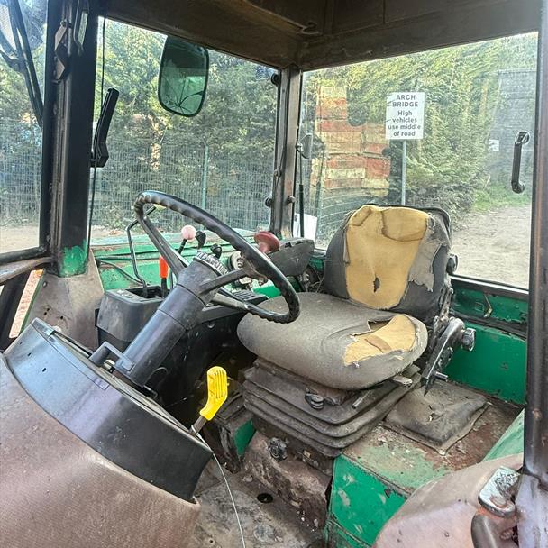 John Deere 2450 70HP 4WD Tractor