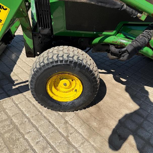 John Deere 455 22HP Compact Tractor With John Deere 45 Front Loader And Bucket