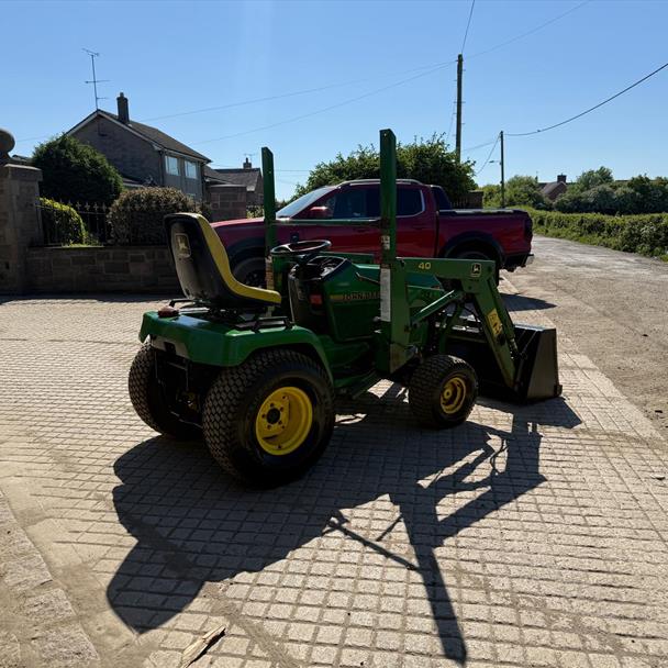 John Deere 455 22HP Compact Tractor With John Deere 45 Front Loader And Bucket