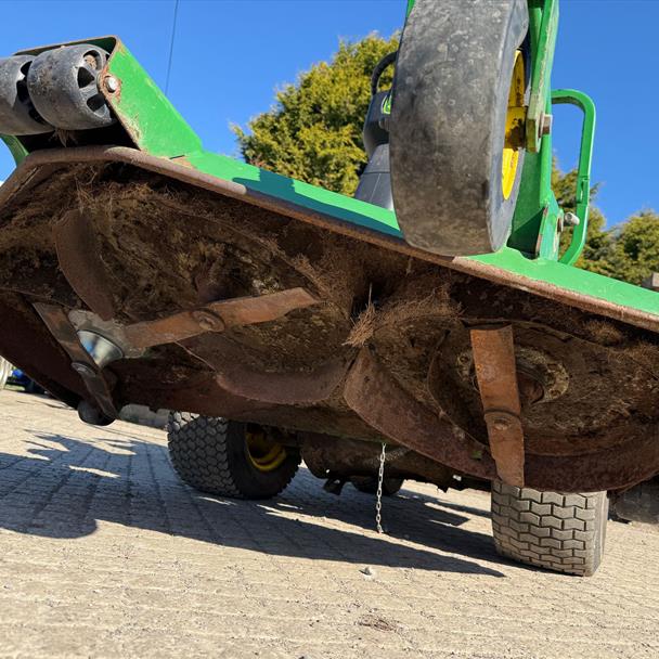 John Deere 1445 4WD Outfront Ride On Mower With John Deere 62" Rotary Deck