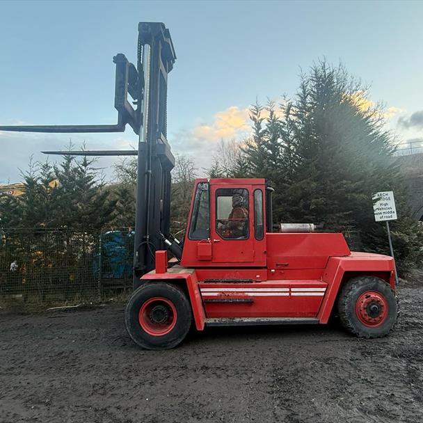 Kalmar DC136ECH 10 Ton Diesel Forklift