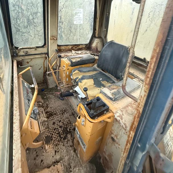 Komatsu D53S Tracked Dozer/Drott Loader