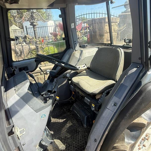 Kubota GL240 Grandel 4WD Compact Tractor