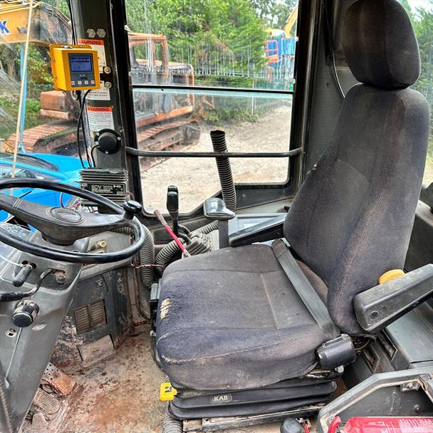Komatsu WA380 Loading Shovel