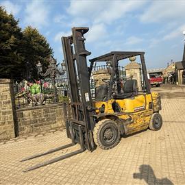 Mitsubishi/Caterpillar 2.5 Ton Diesel Forklift