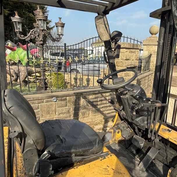 Mitsubishi/Caterpillar 2.5 Ton Diesel Forklift