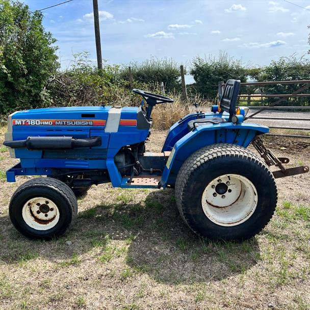 Mitsubishi MT180HMD 4WD Compact Tractor