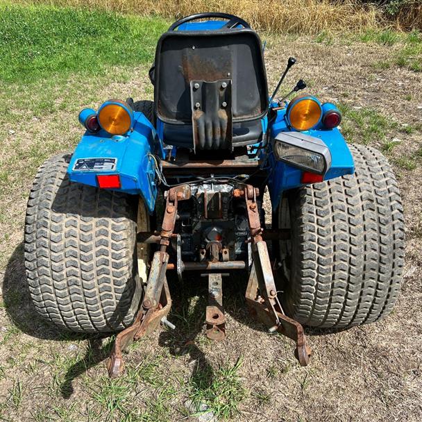 Mitsubishi MT180HMD 4WD Compact Tractor