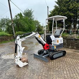 New/Unused 2024 Machpro MP15 Mini Excavator With Manual Thumb Grab
