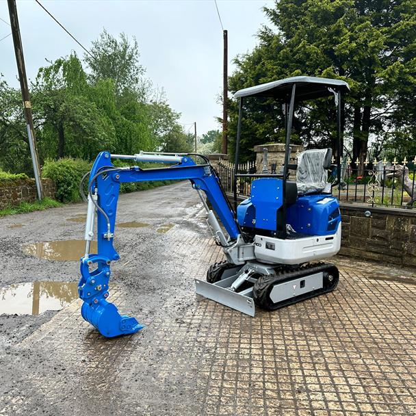 New/Unused Rippa NDI313 Mini Excavator