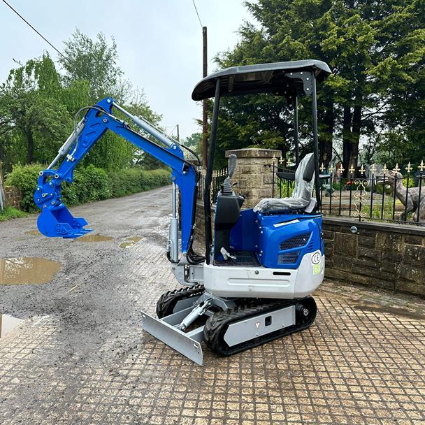 New/Unused Rippa NDI313 Mini Excavator