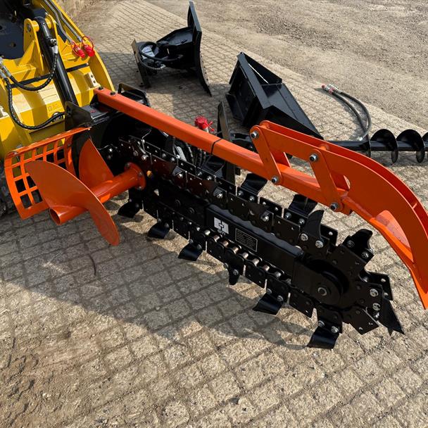 New/Unused Machpro MPS300 Compact Tracked Skidsteer Loader With Attachments Bundle!