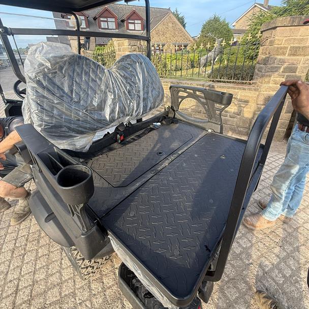 New/Unused Raccoon RC-G4.0 Electric Golf Buggy