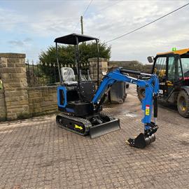 New/Unused 2024 Colt YFE10 Mini Excavator